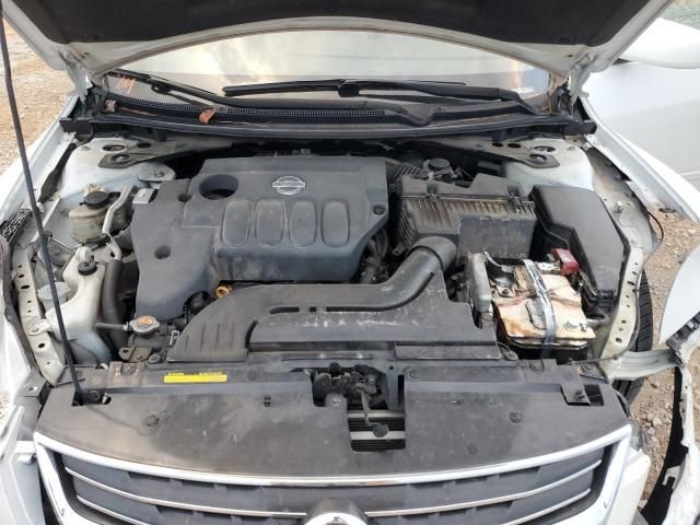 2010 Nissan Altima Base