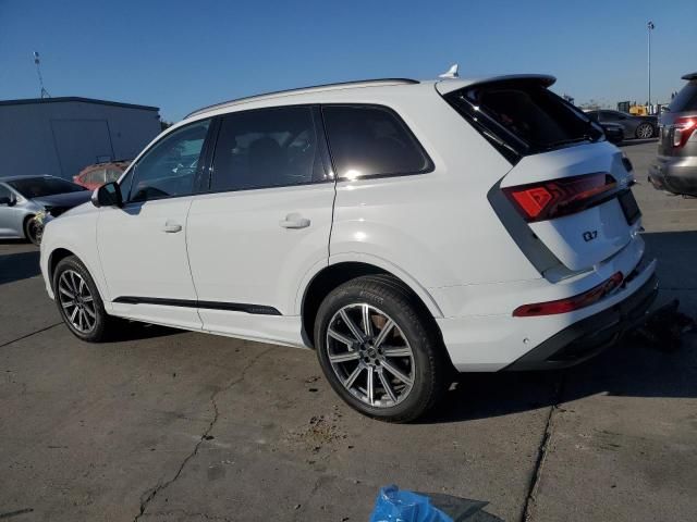 2023 Audi Q7 Premium Plus