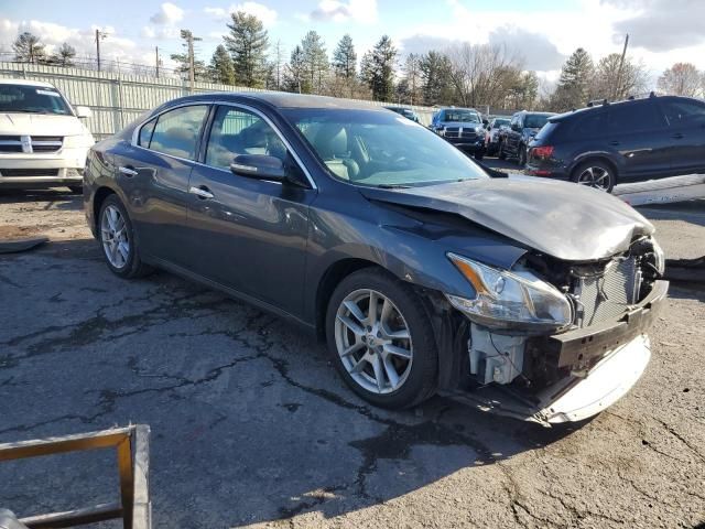 2010 Nissan Maxima S