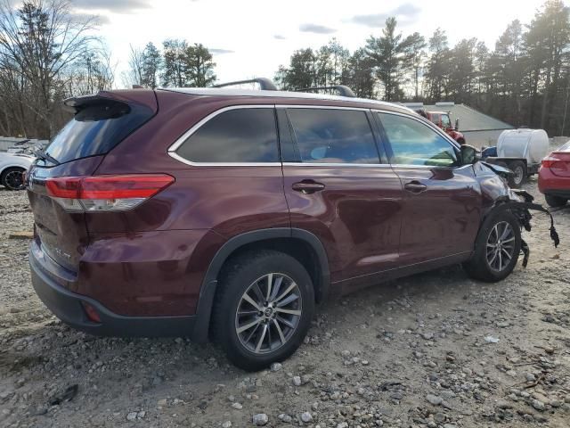 2017 Toyota Highlander SE