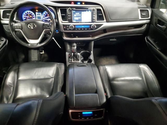 2018 Toyota Highlander SE