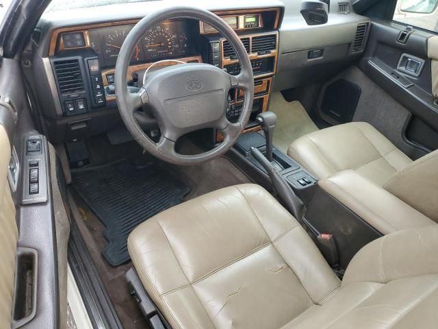 1992 Infiniti M30