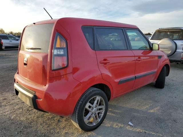 2011 KIA Soul +