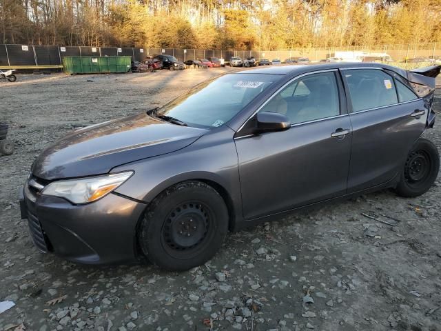 2017 Toyota Camry LE