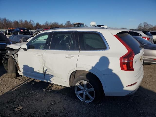 2022 Volvo XC90 T5 Momentum