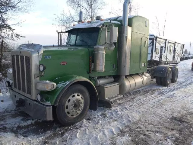 2010 Peterbilt 388