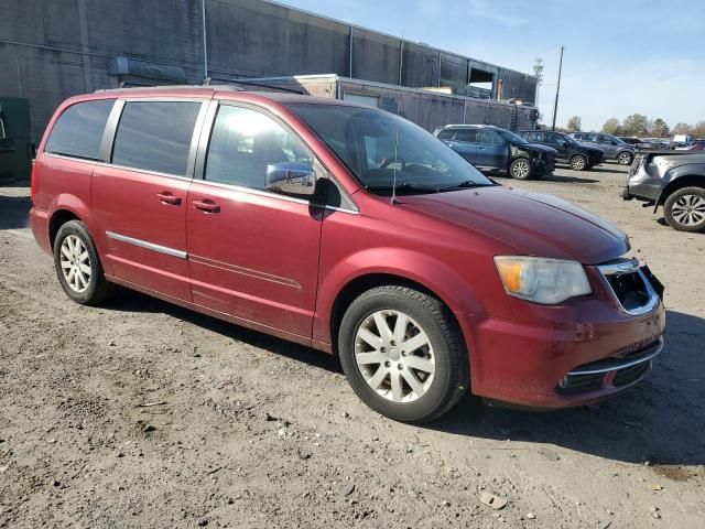 2012 Chrysler Town & Country Touring L