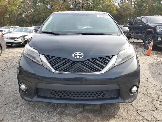 2017 Toyota Sienna SE