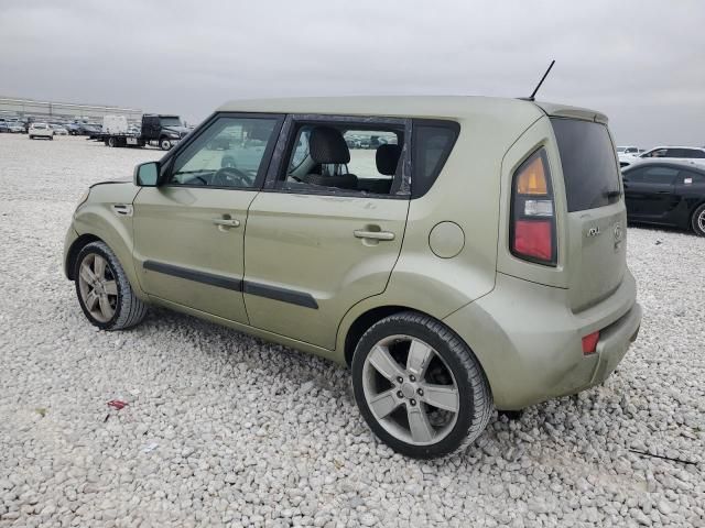 2011 KIA Soul +