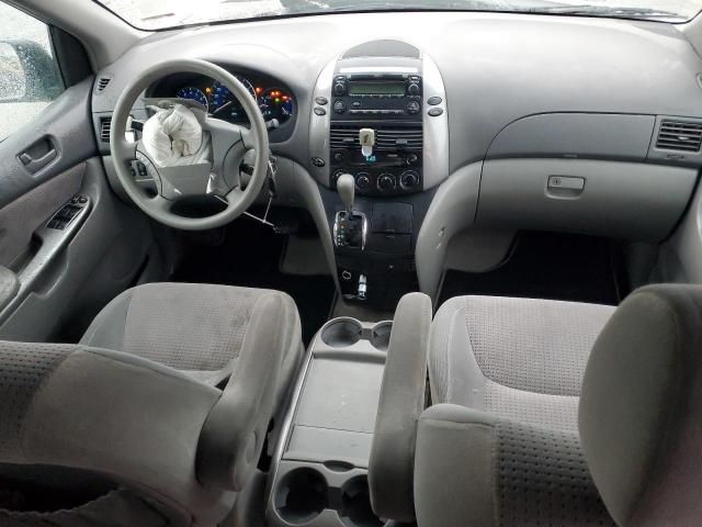 2006 Toyota Sienna CE