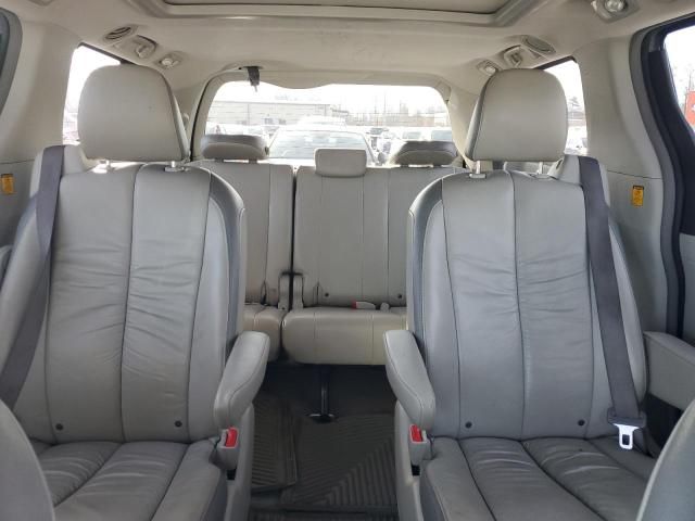 2011 Toyota Sienna XLE