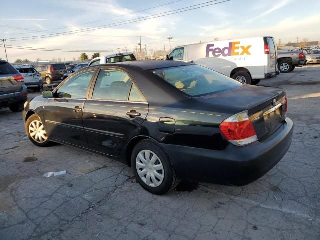 2005 Toyota Camry LE