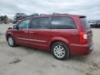 2012 Chrysler Town & Country Touring L