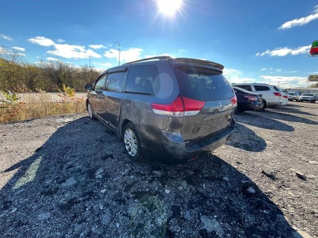 2011 Toyota Sienna XLE