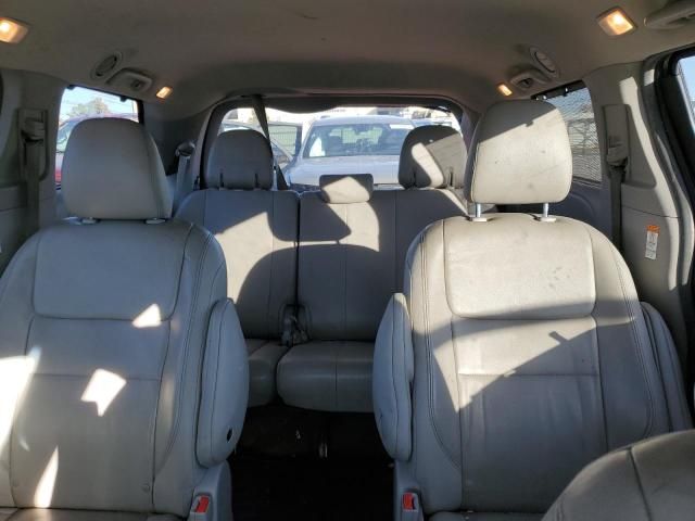 2015 Toyota Sienna XLE