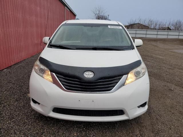 2012 Toyota Sienna LE