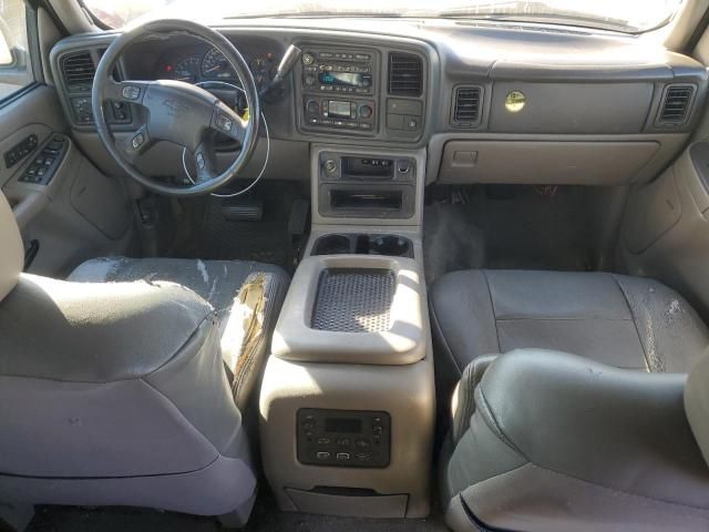 2004 Chevrolet Suburban C1500