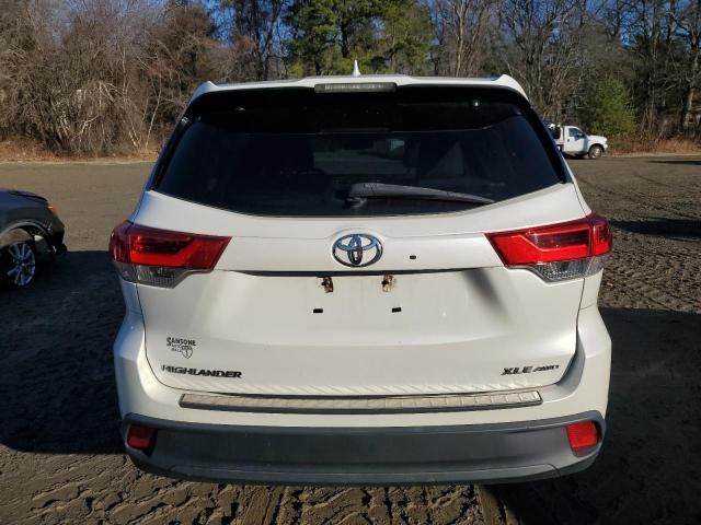 2019 Toyota Highlander SE