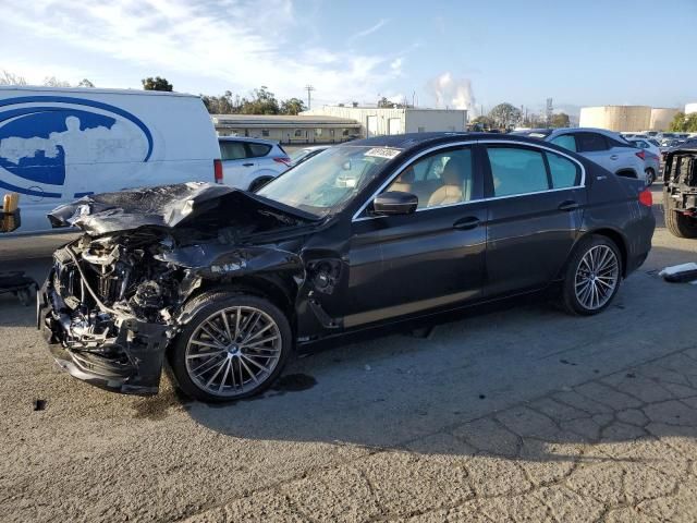 2019 BMW 530E