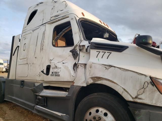 2021 Freightliner Cascadia 126