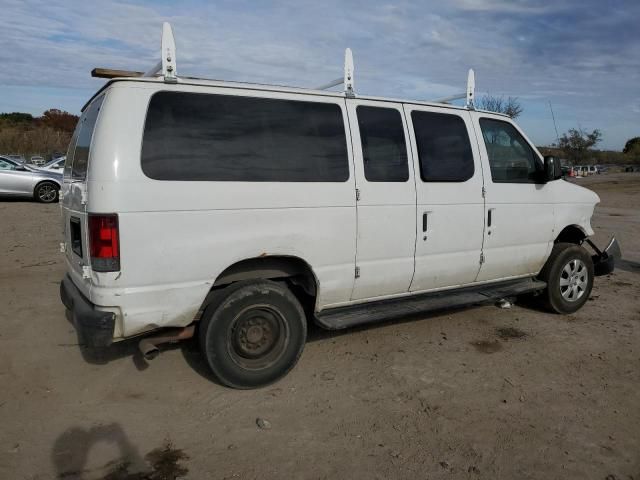 2012 Ford Econoline E350 Super Duty Wagon