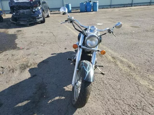 2002 Honda VT750 CDA