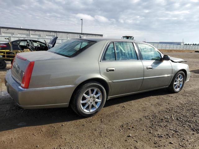 2011 Cadillac DTS Luxury Collection