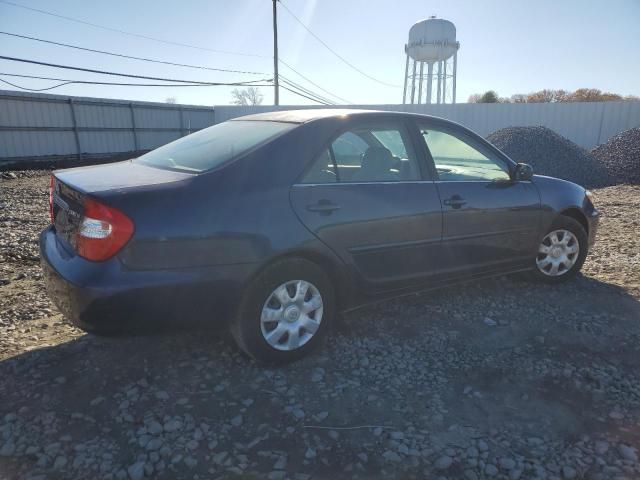 2004 Toyota Camry LE