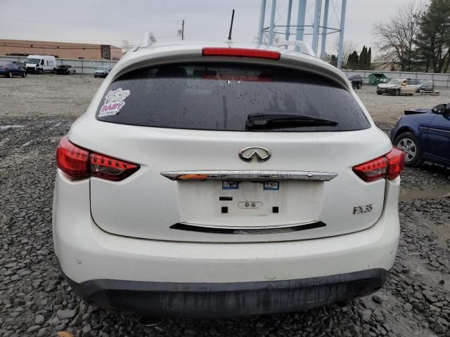 2012 Infiniti FX35