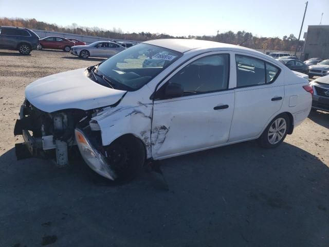 2013 Nissan Versa S