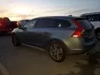 2016 Volvo V60 Cross Country Premier