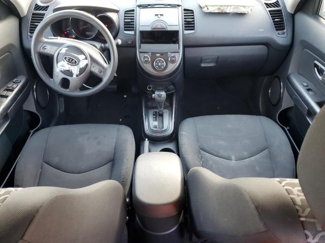 2010 KIA Soul +