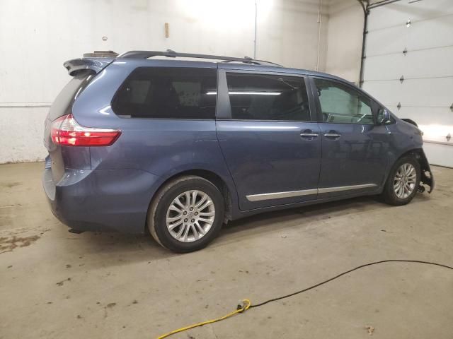 2015 Toyota Sienna XLE