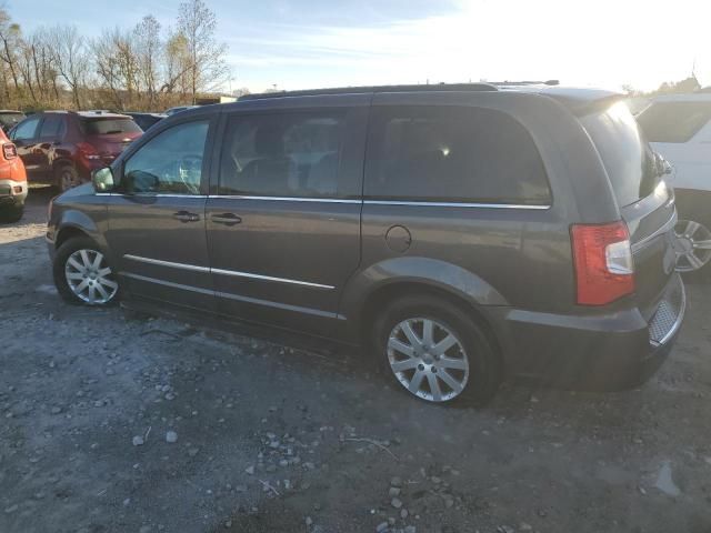 2016 Chrysler Town & Country Touring