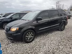 Salvage cars for sale at Wayland, MI auction: 2015 Chrysler Town & Country S