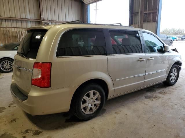 2013 Chrysler Town & Country Touring