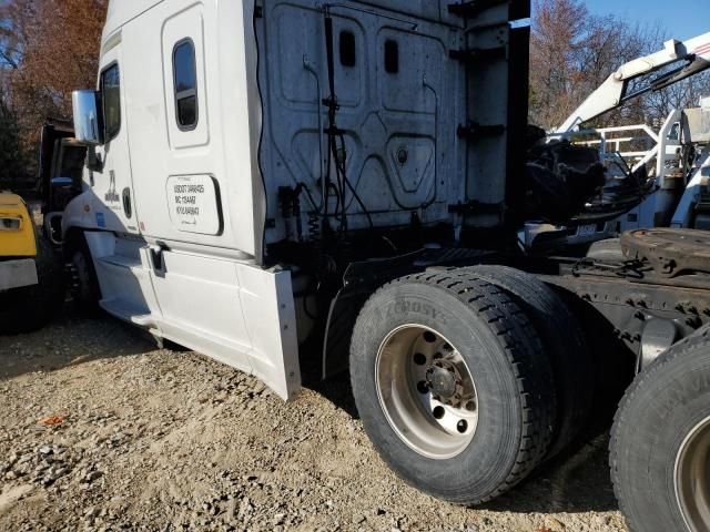 2016 Freightliner Cascadia 125