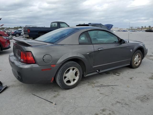 2004 Ford Mustang