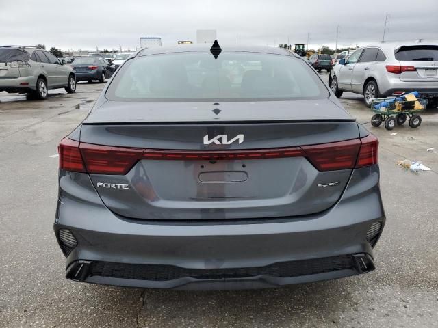 2022 KIA Forte GT Line