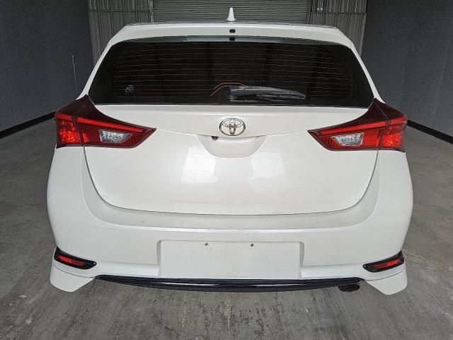 2017 Toyota Corolla IM