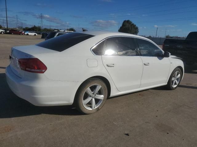 2015 Volkswagen Passat S