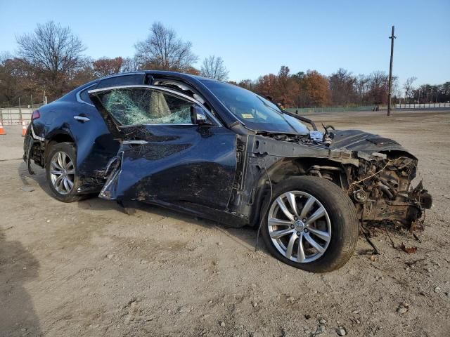 2018 Infiniti Q70 3.7 Luxe