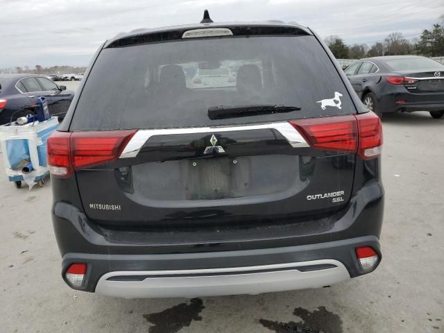 2019 Mitsubishi Outlander SE