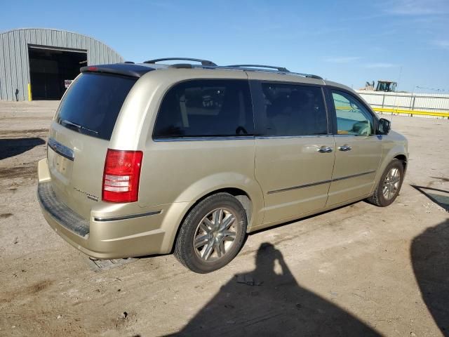 2010 Chrysler Town & Country Limited