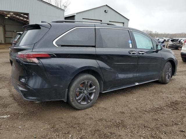 2024 Toyota Sienna LE