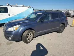 Carros salvage sin ofertas aún a la venta en subasta: 2013 Subaru Outback 2.5I Premium