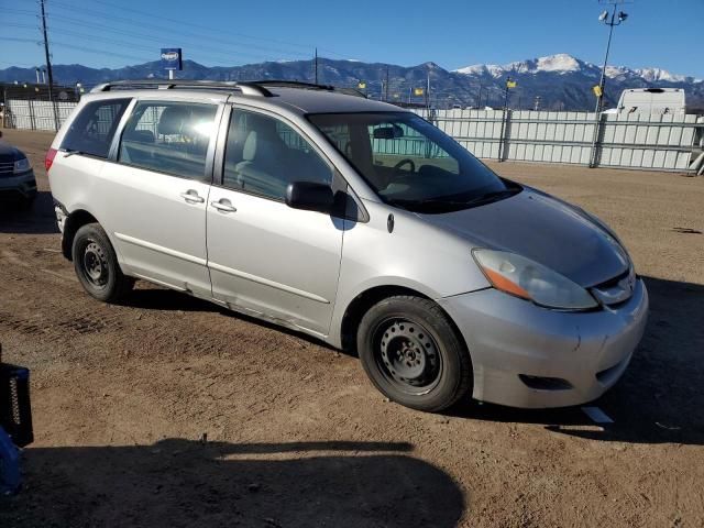 2009 Toyota Sienna CE