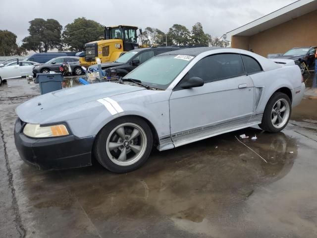 2000 Ford Mustang