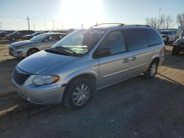 2006 Chrysler Town & Country Touring