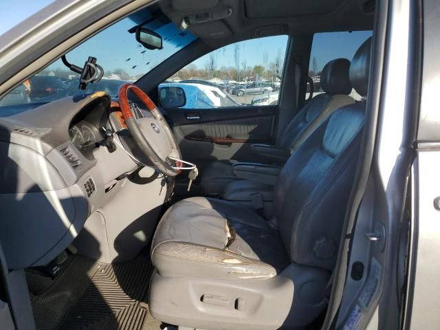 2004 Toyota Sienna XLE